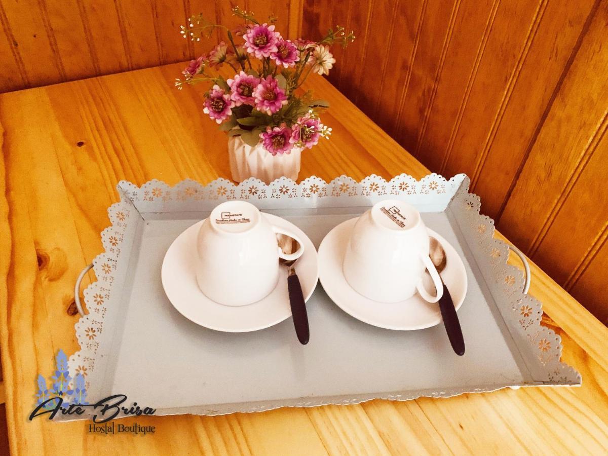 Arte Brisa Hostal Boutique Puerto Natales Buitenkant foto